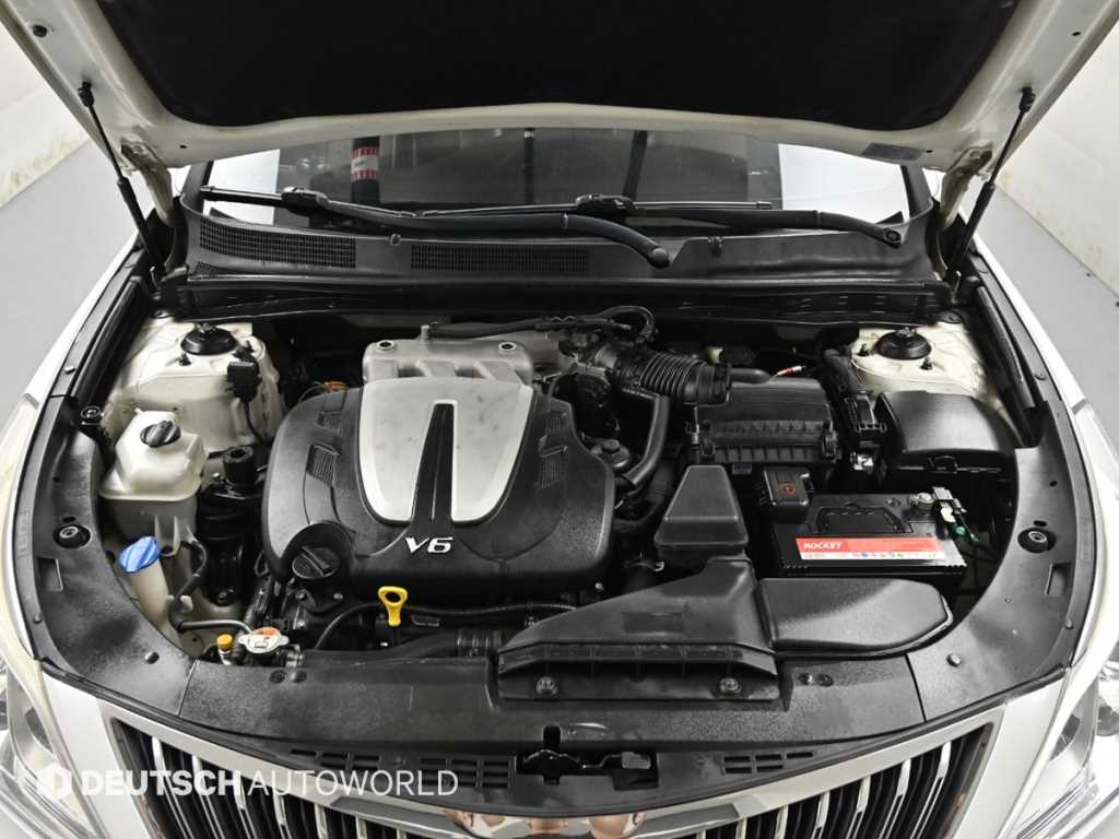 HYUNDAI Grandeur - Vista 7
