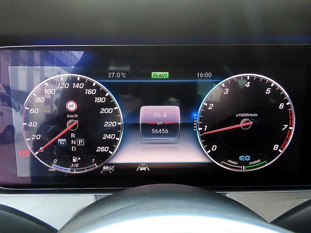 Mercedes Benz CLS Class - Vista 9