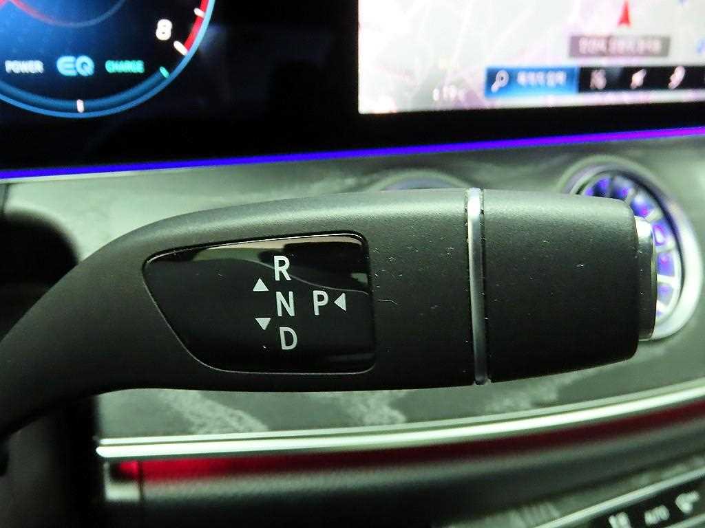 Mercedes Benz CLS Class - Vista 10