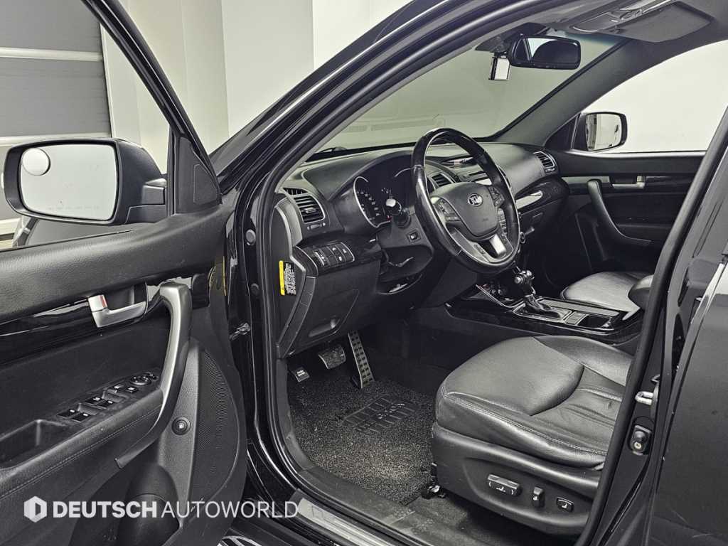 KIA Sorento - Vista 11