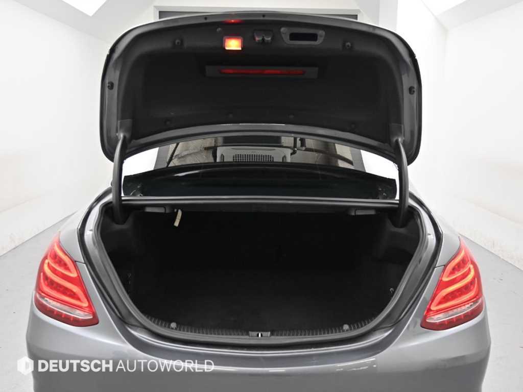 Mercedes Benz C Class 2017 Gris - Importación desde Corea - HF Imports Iquique - Foto 19