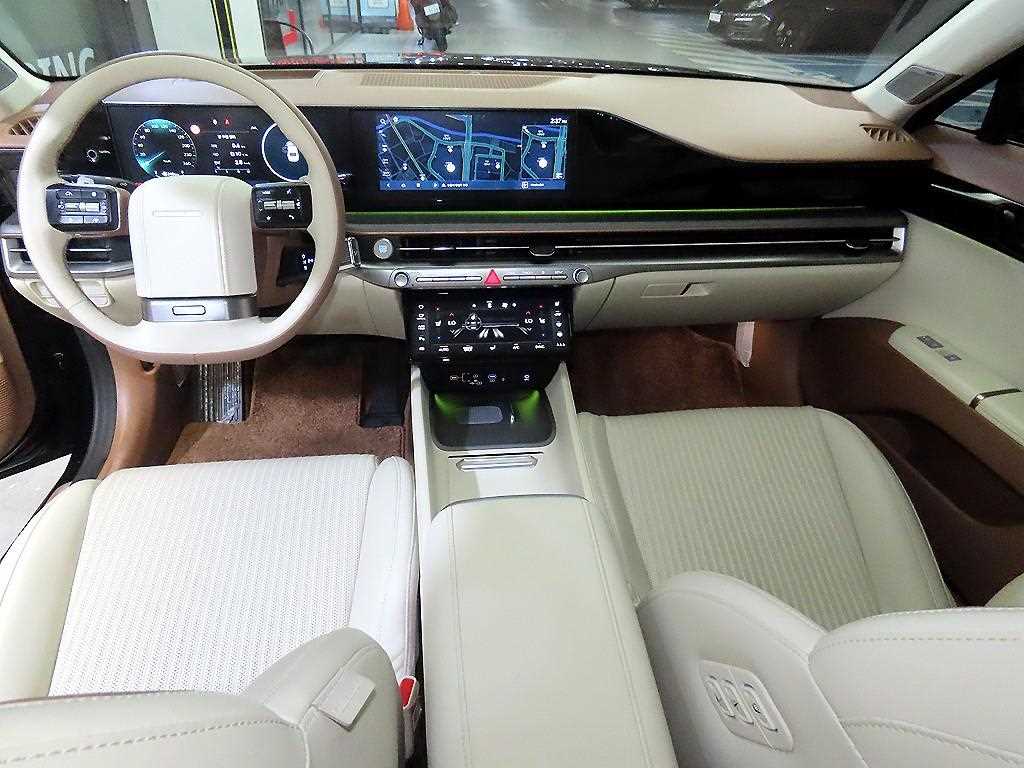 HYUNDAI Grandeur - Vista 10