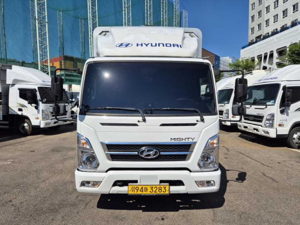 medium and large cargo truck - Vista 2