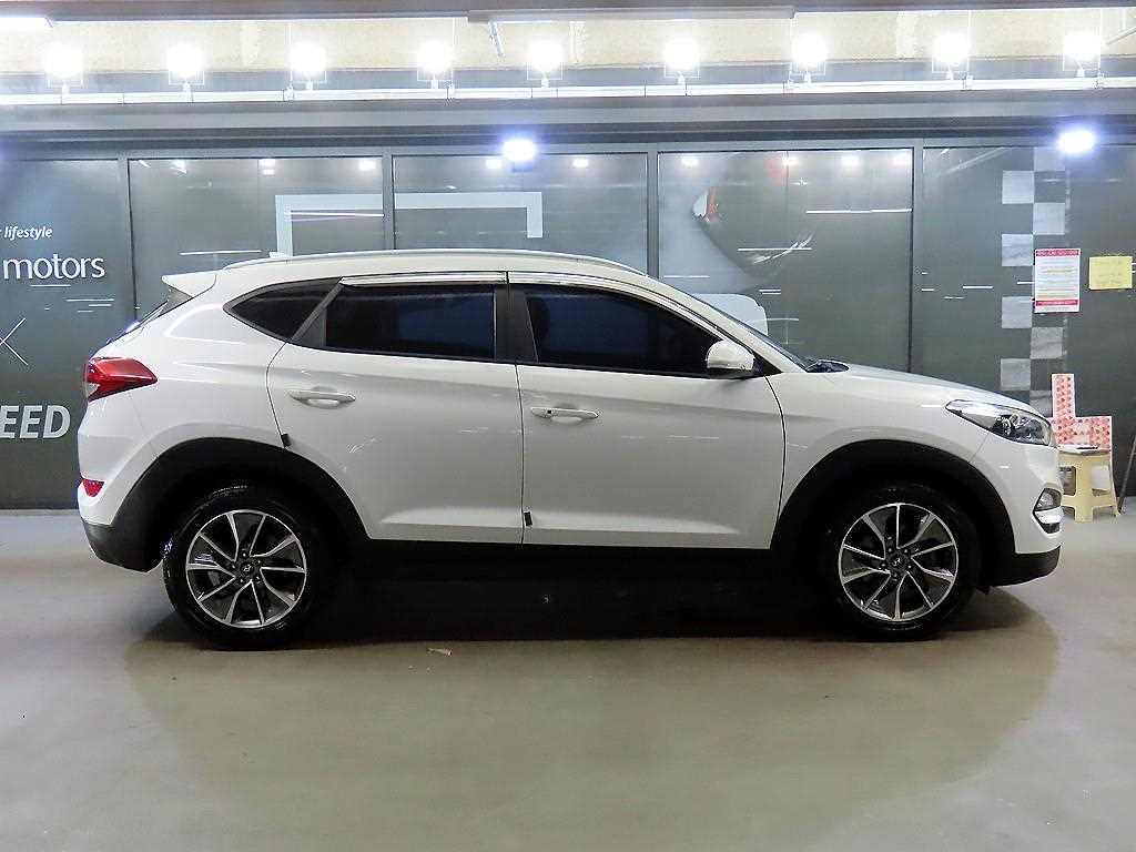 HYUNDAI Tucson - Vista 3
