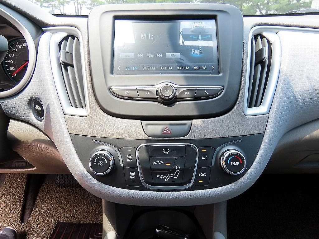 Chevrolet Malibu - Vista 12