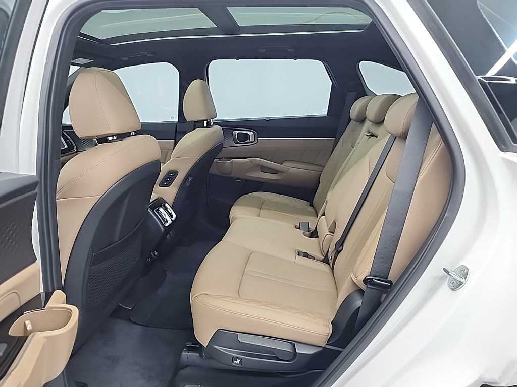 KIA Sorento - Vista 12