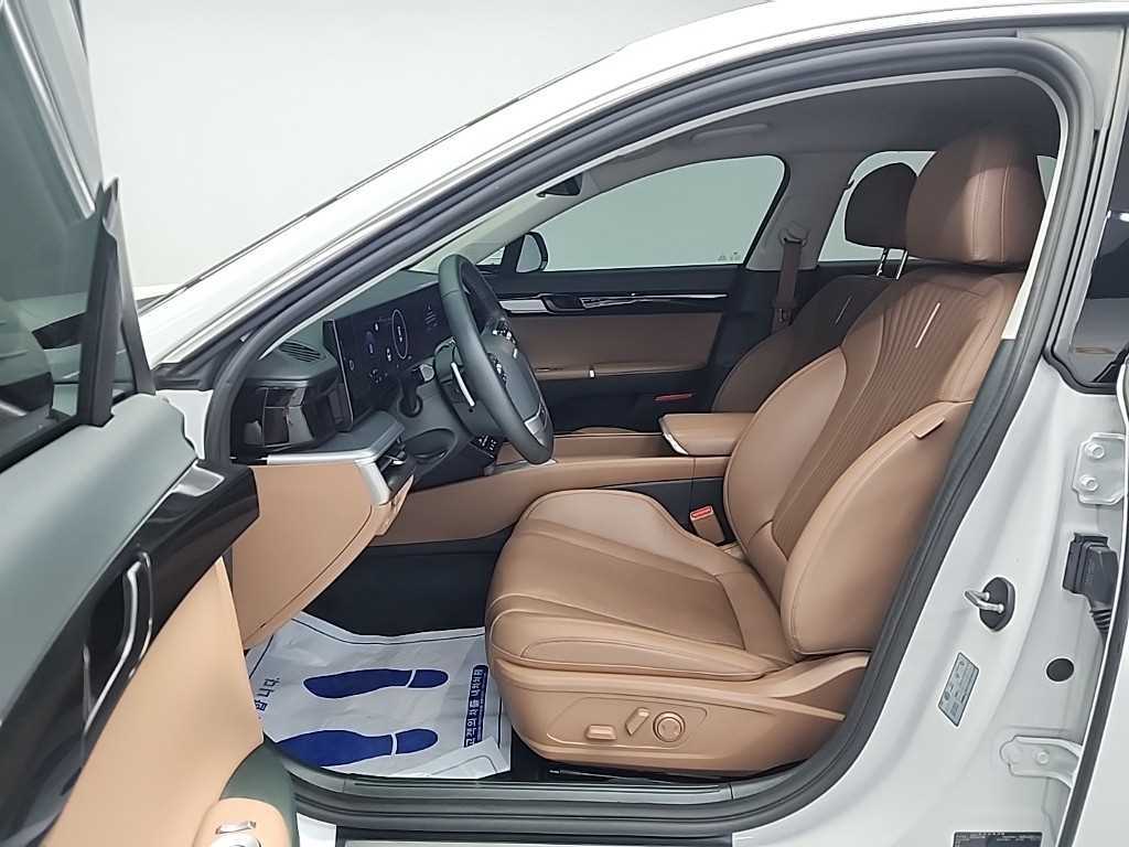 HYUNDAI Grandeur - Vista 11