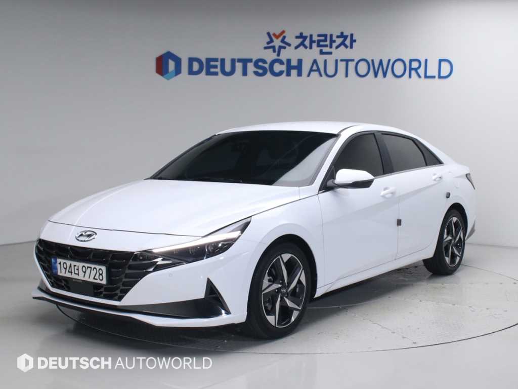HYUNDAI Avante 2023 Blanco - Importación desde Corea - HF Imports Iquique - Foto 1