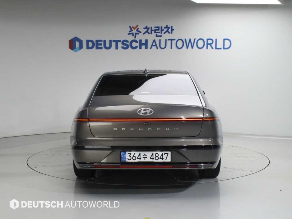 HYUNDAI Grandeur - Vista 4