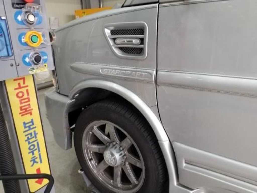 Chevrolet Express van - Vista 3