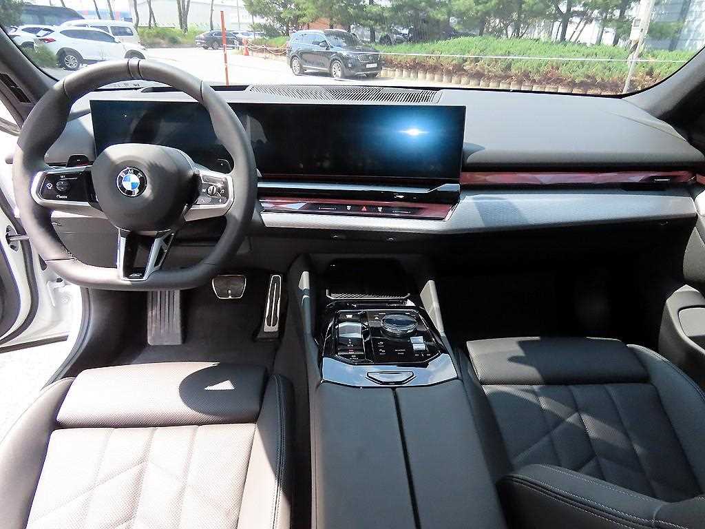 BMW 5 Series - Vista 7