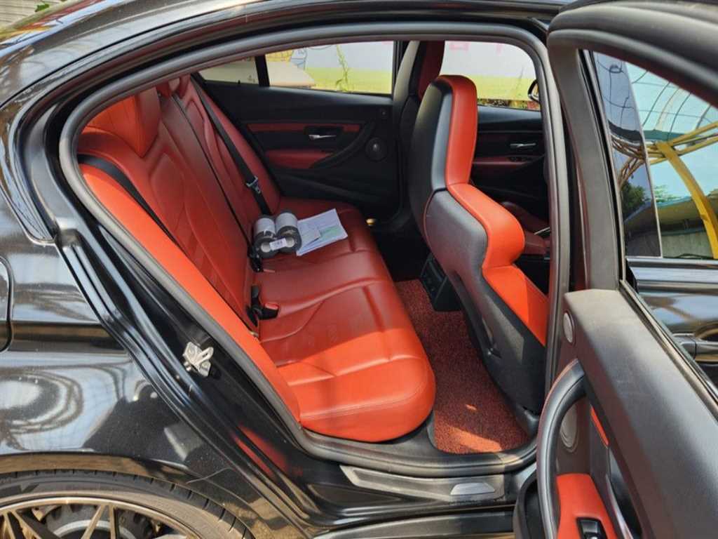 BMW 3 series - Vista 8