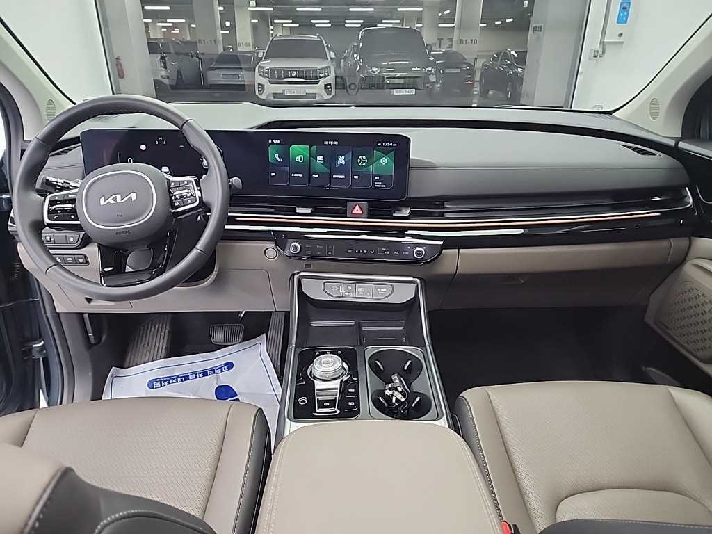 KIA Carnival - Vista 7