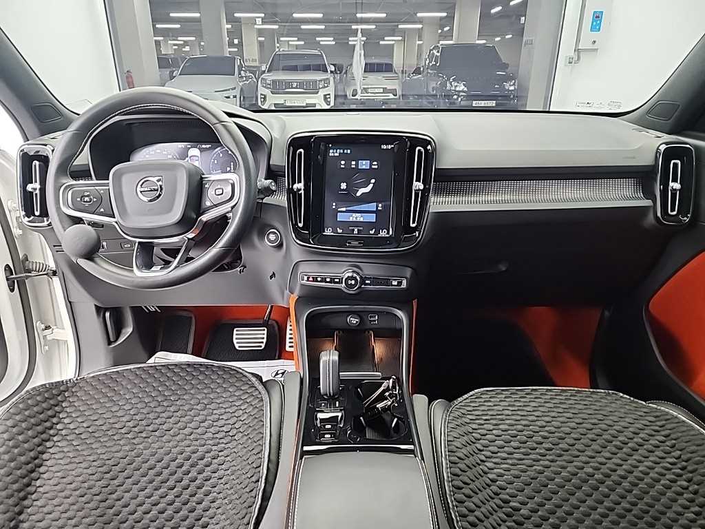Volvo XC40 - Vista 7