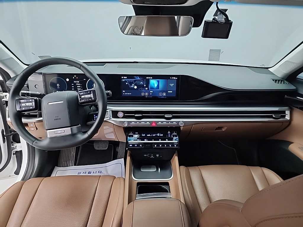 HYUNDAI Grandeur - Vista 7
