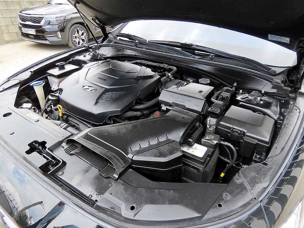 HYUNDAI Grandeur 2018 Negro - Importación desde Corea - HF Imports Iquique - Foto 19