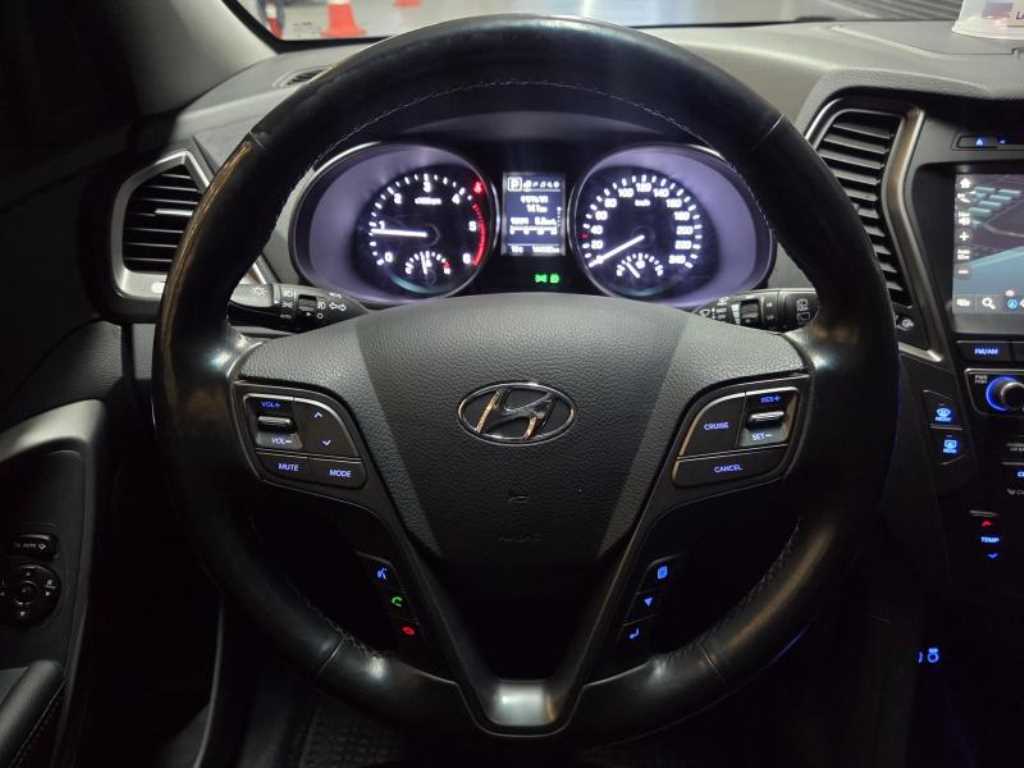 HYUNDAI Santa Fe - Vista 7