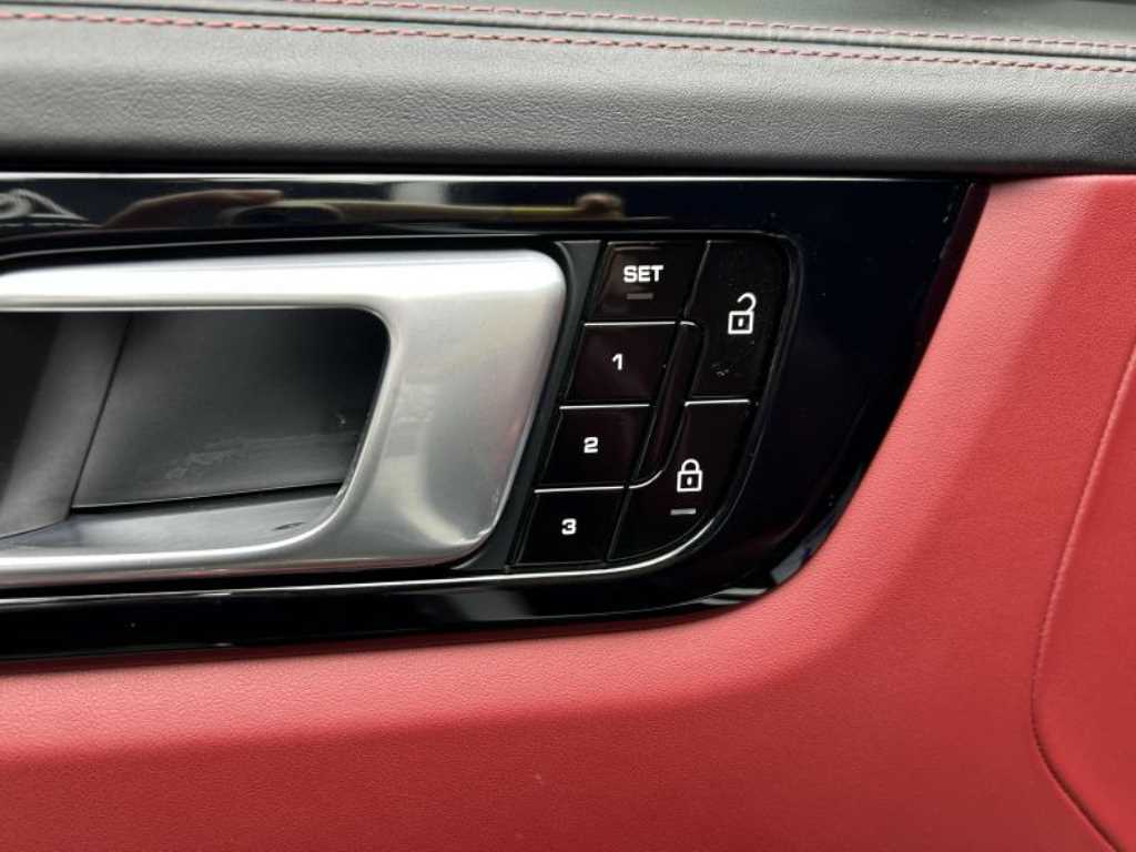 Porsche Cayenne - Vista 11