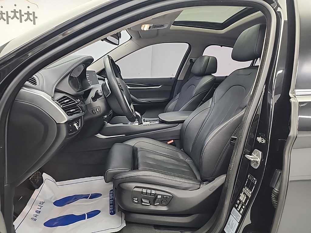 BMW X6 - Vista 11