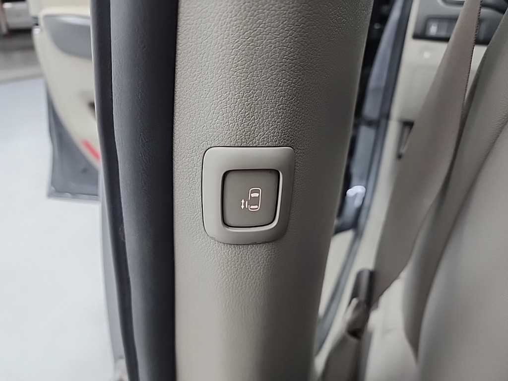 KIA Carnival 2015 - Importación desde Corea - HF Imports Iquique - Foto 14