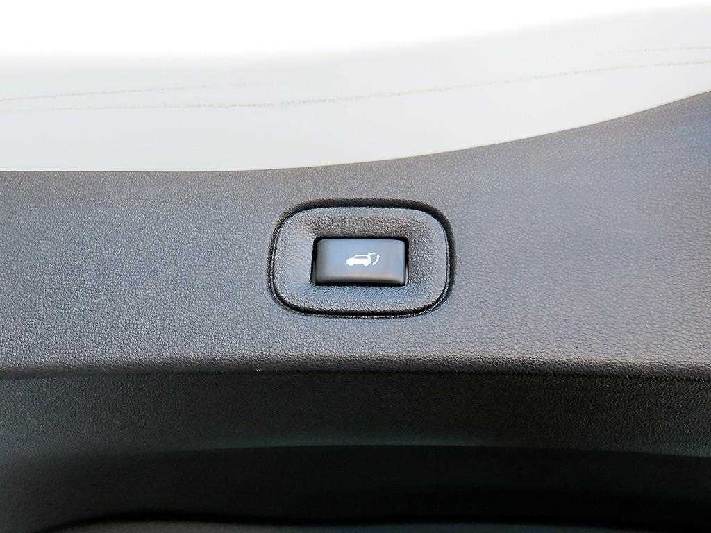 SAMSUNG QM6 2019 Blanco - Importación desde Corea - HF Imports Iquique - Foto 17