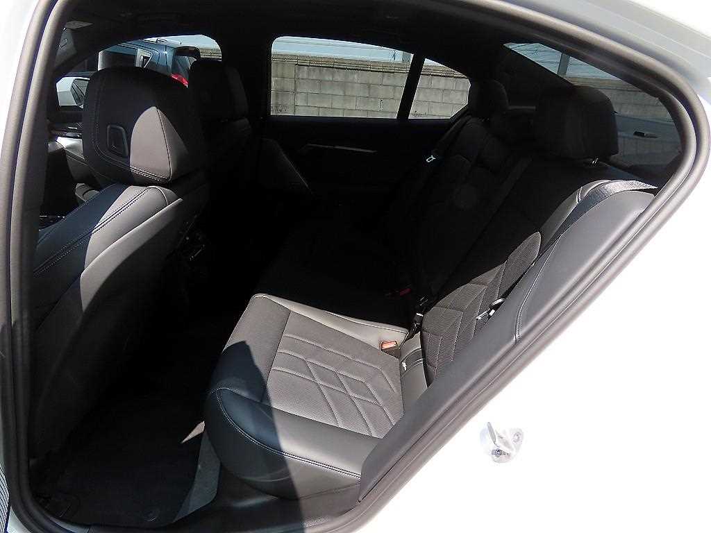 BMW 5 Series - Vista 6