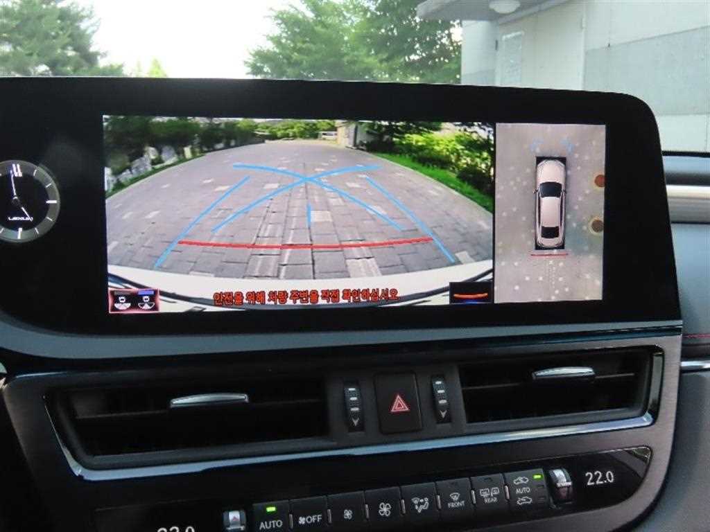 Lexus ES - Vista 9