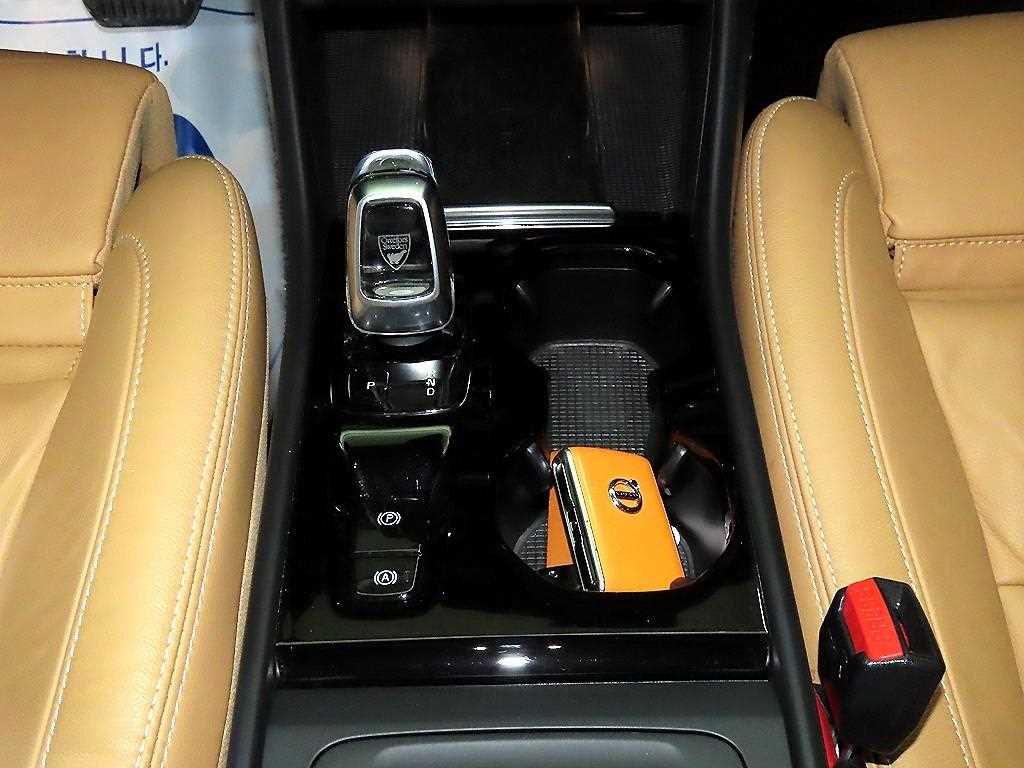 Volvo XC40 - Vista 12