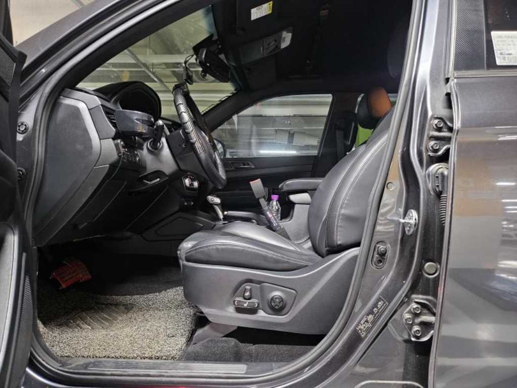 Ssangyong Rexton - Vista 5