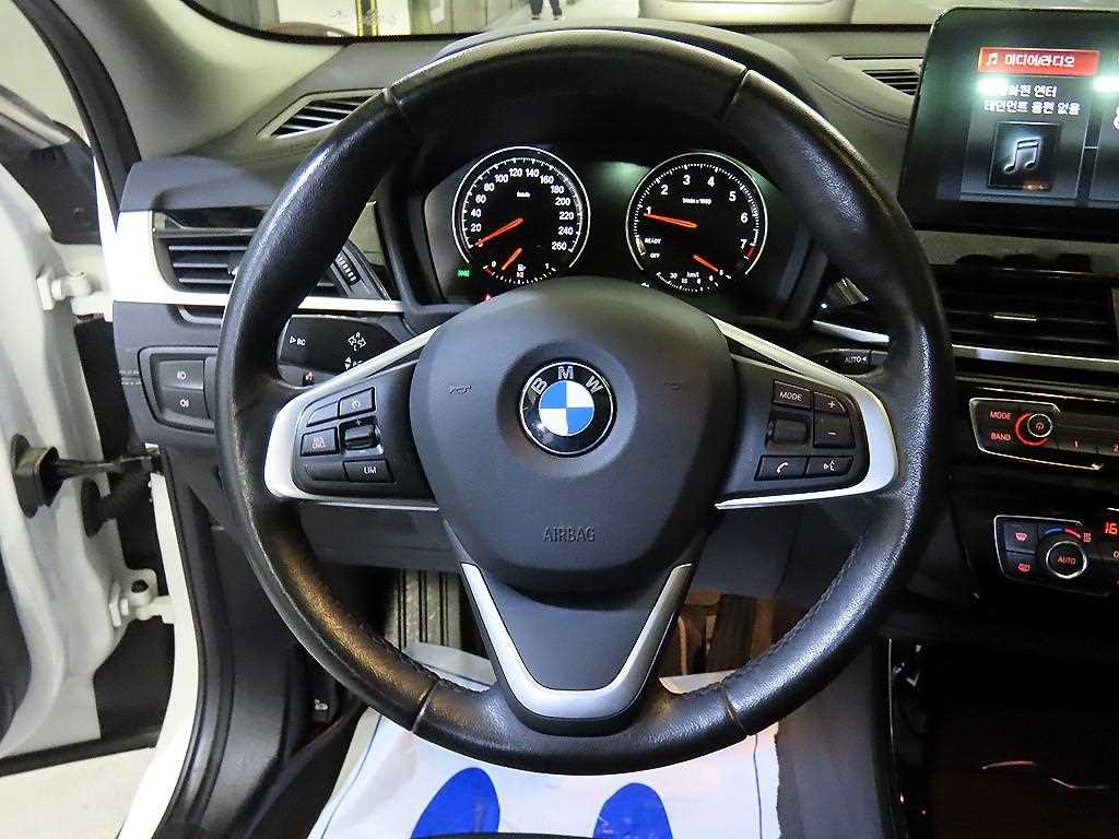 BMW X2 - Vista 8