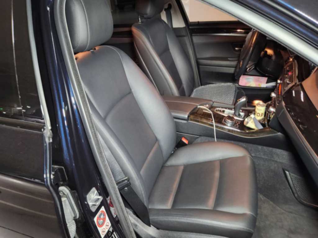 BMW 5 Series - Vista 4