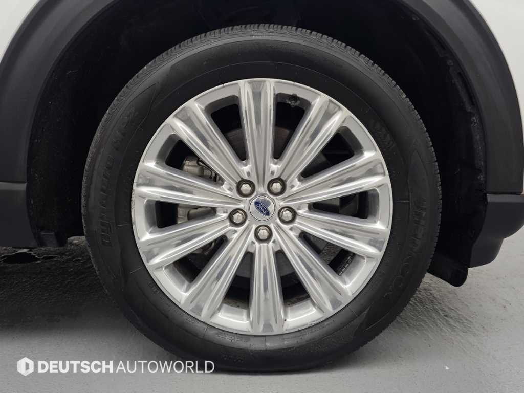 Ford Explorer - Vista 5