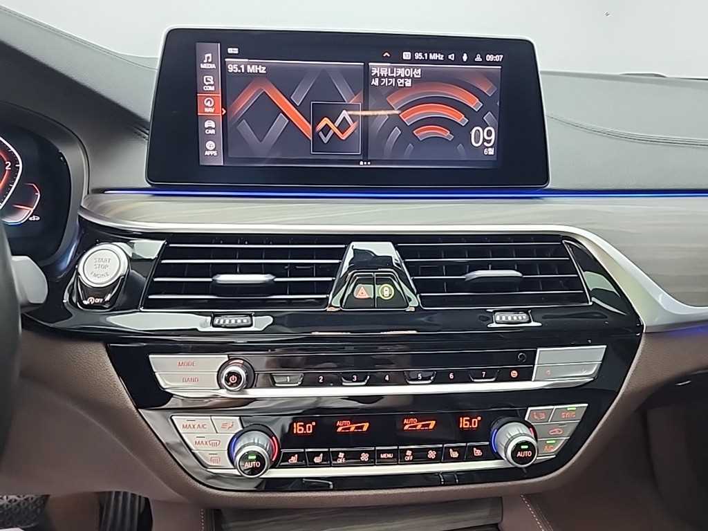 BMW 5 Series - Vista 10