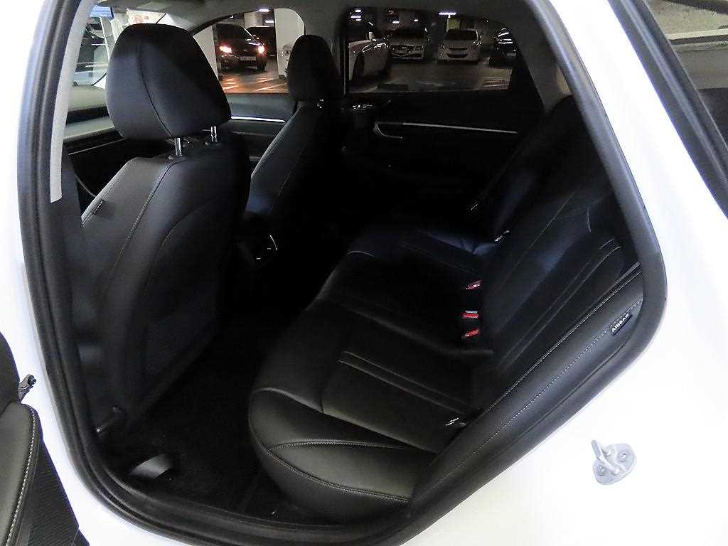 HYUNDAI Sonata - Vista 7