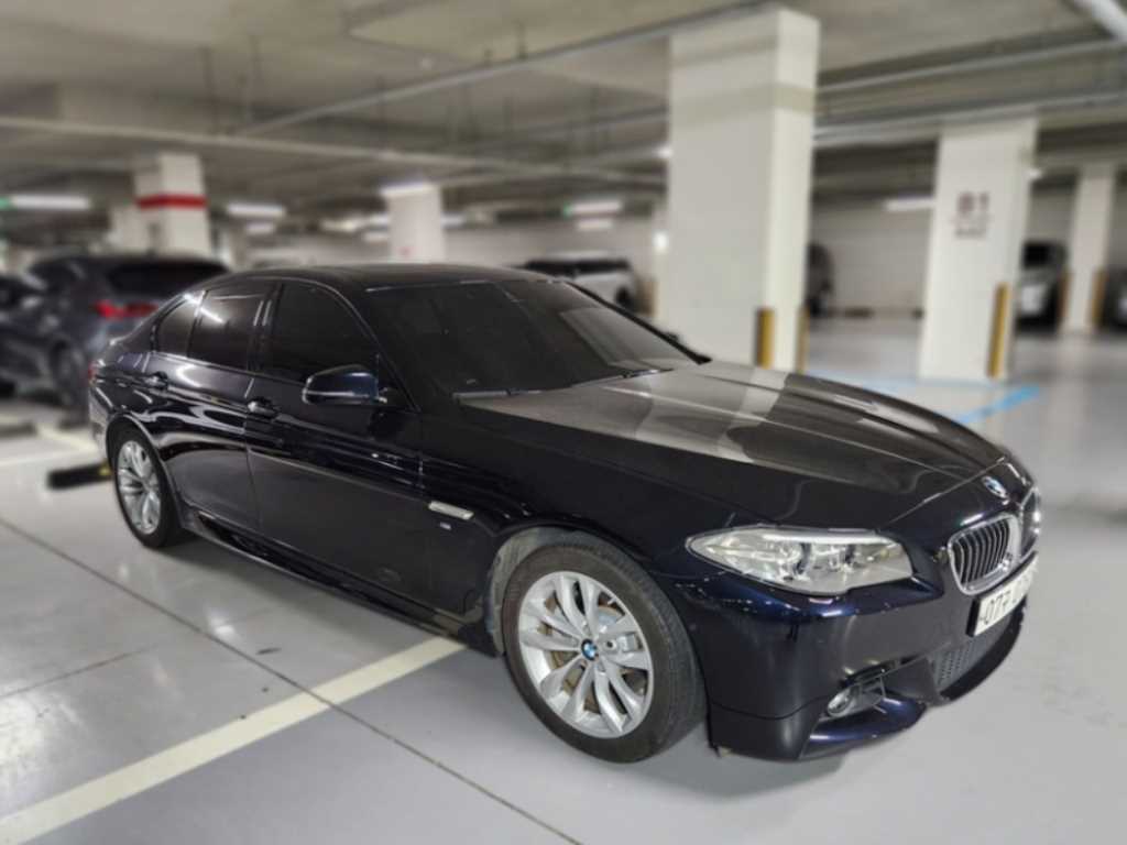 BMW 5 Series 2016 Negro - Importación desde Corea - HF Imports Iquique - Foto 1