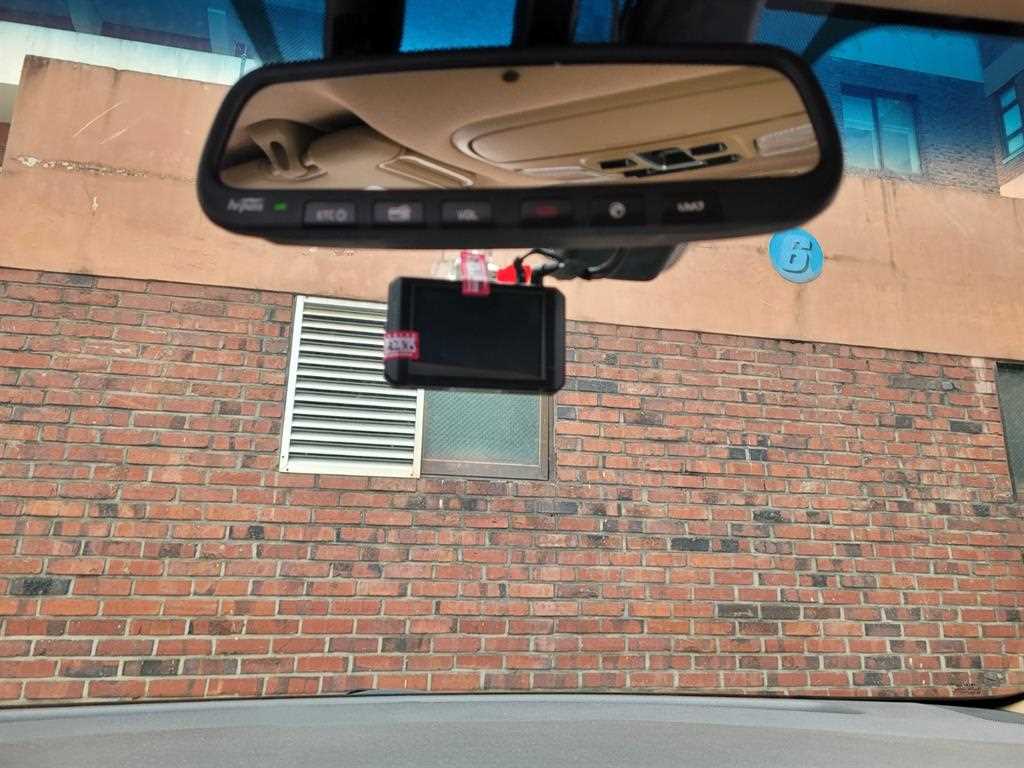 KIA Carnival - Vista 9