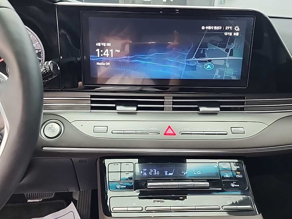 HYUNDAI Grandeur - Vista 10