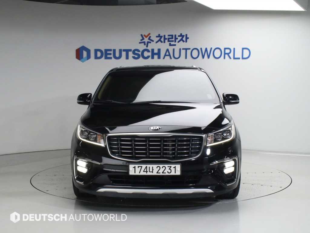 KIA Carnival - Vista 3