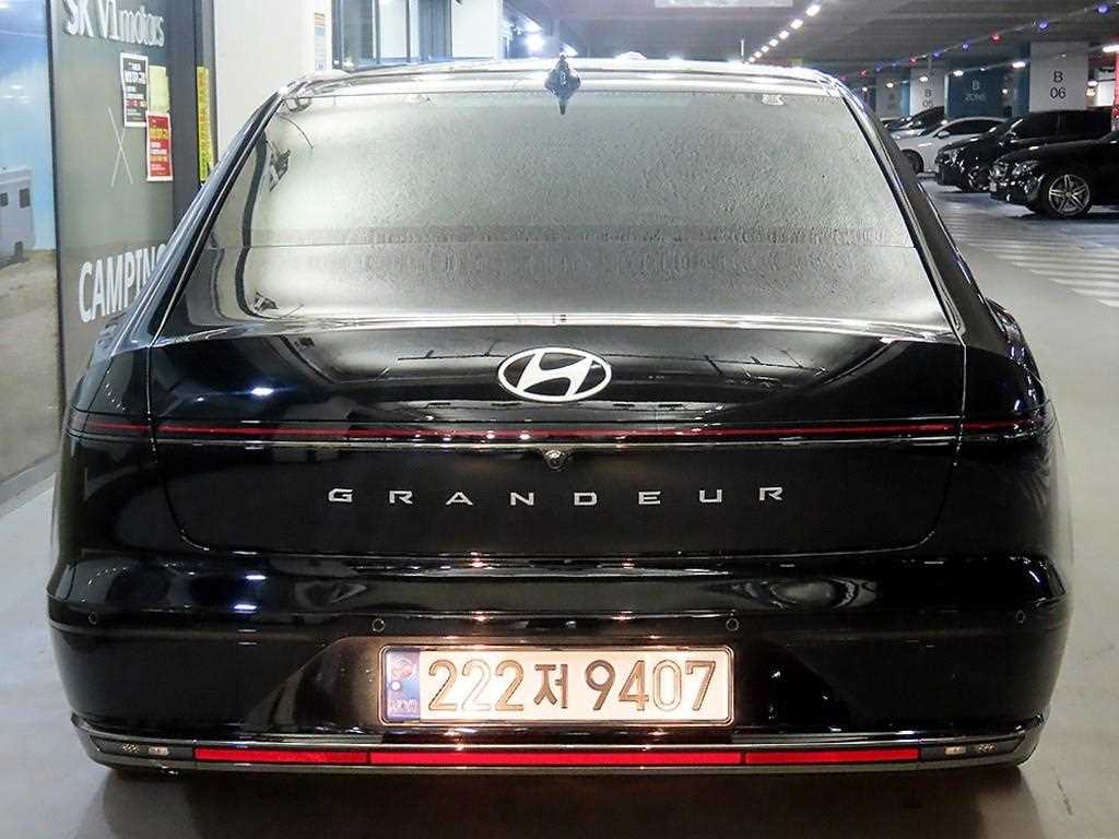 HYUNDAI Grandeur - Vista 5