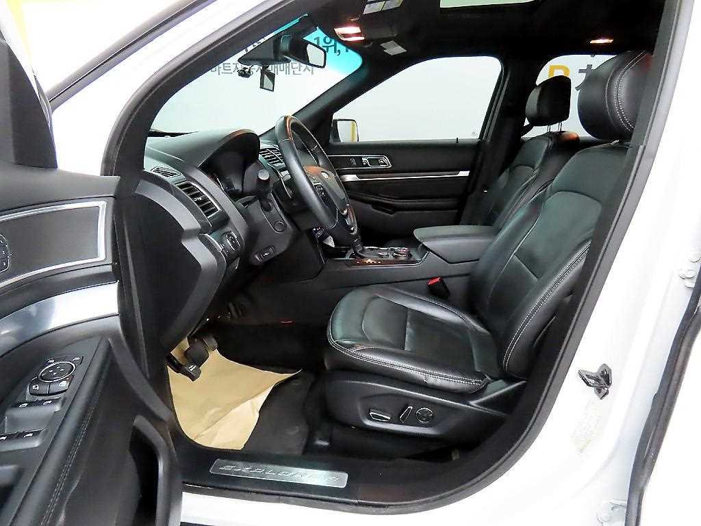 Ford Explorer - Vista 5