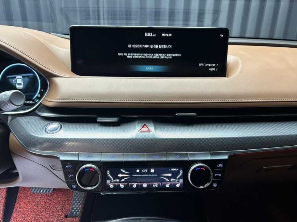 Genesis G80 - Vista 11