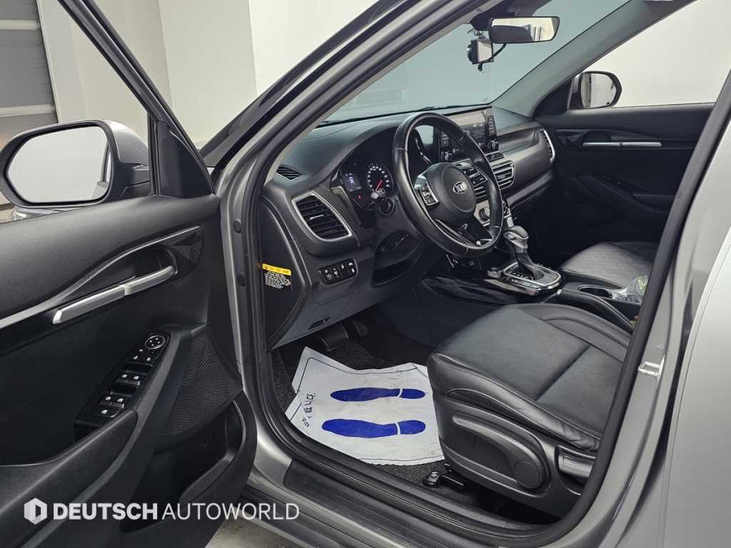 KIA Seltos - Vista 11