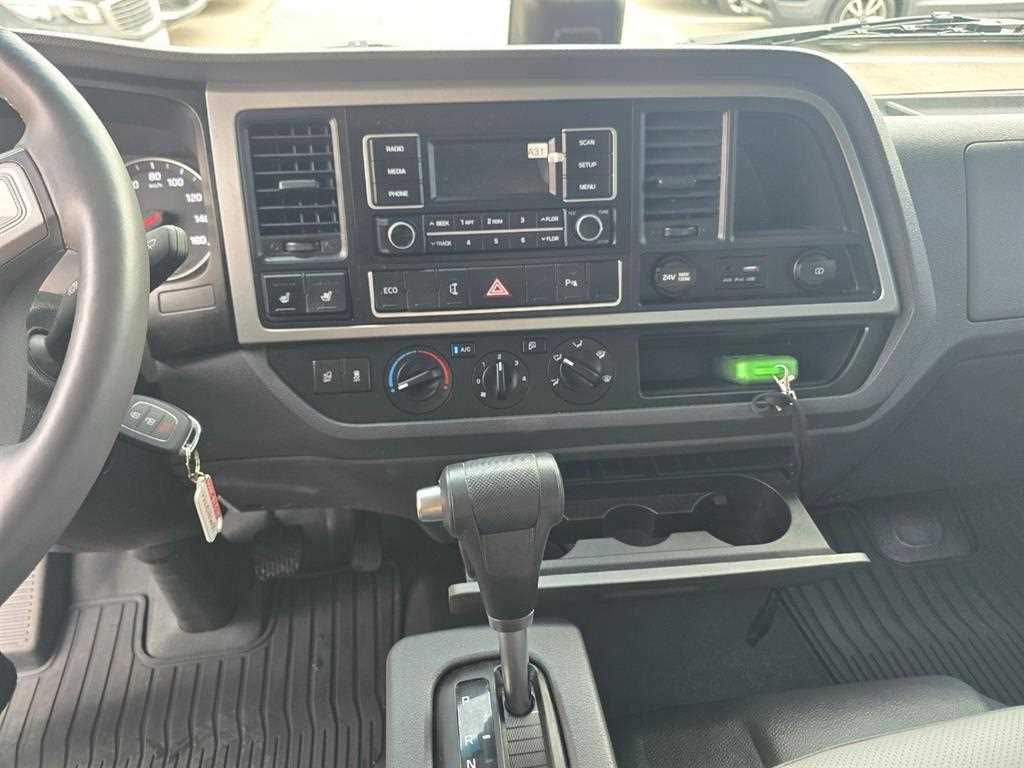 medium and large cargo truck 2026 Blanco - Importación desde Corea - HF Imports Iquique - Foto 16