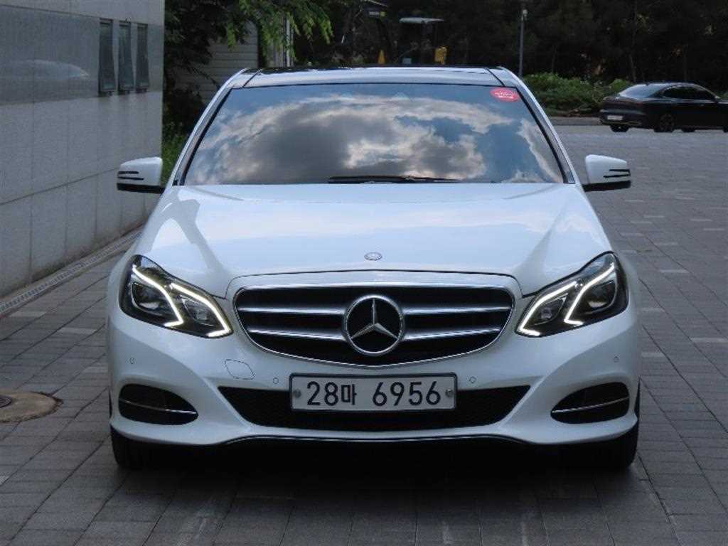 Mercedes Benz E class 2014 - Importación desde Corea - HF Imports Iquique - Foto 1