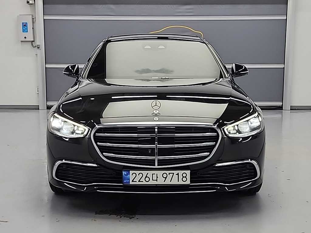 Mercedes Benz S Class - Vista 3