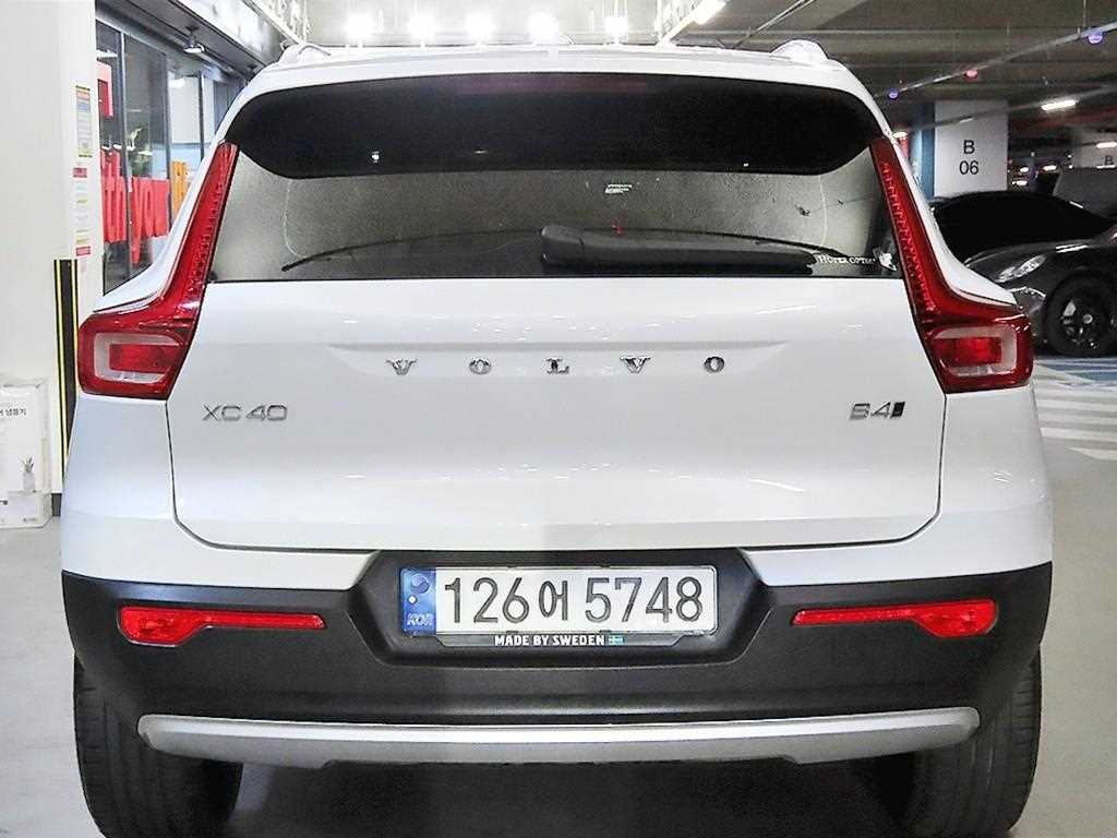 Volvo XC40 - Vista 5
