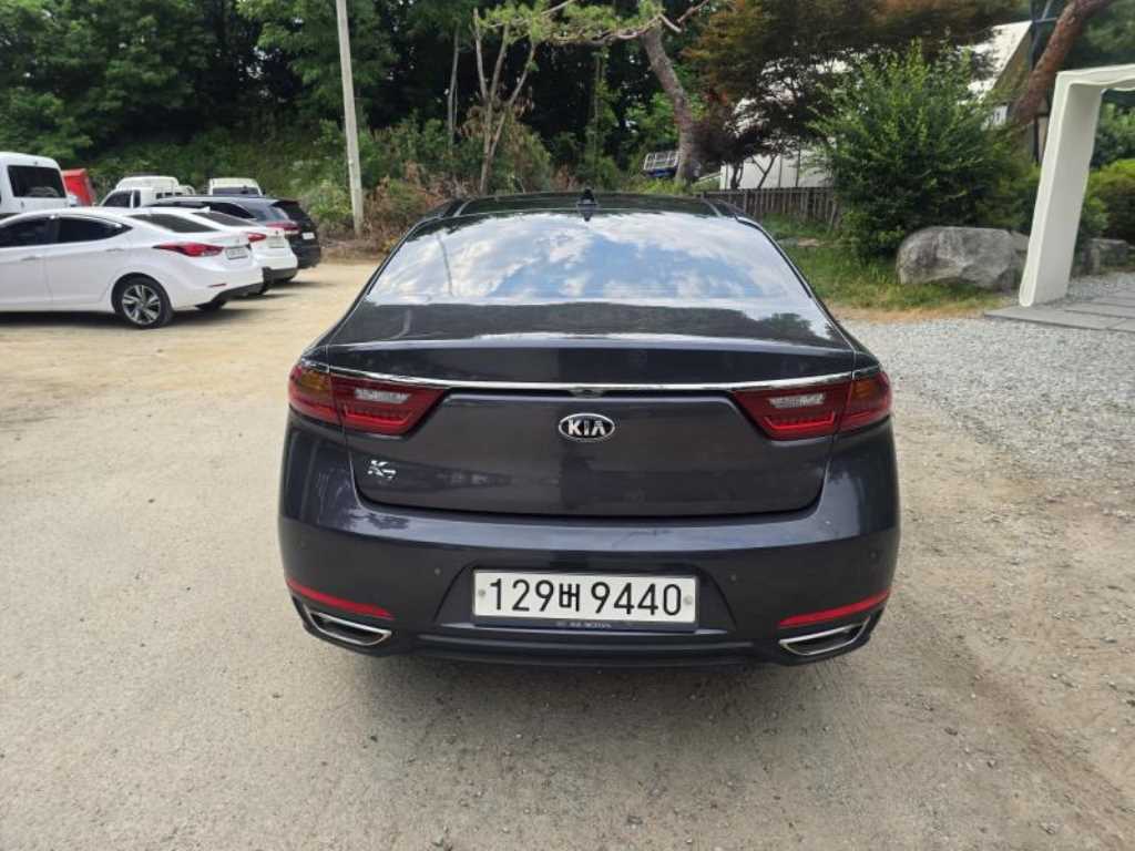 KIA K7 - Vista 4