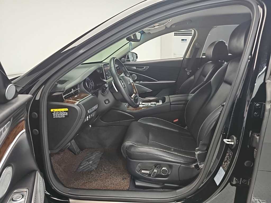 KIA K9 - Vista 11