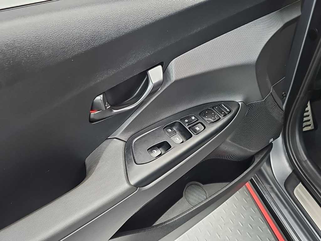 HYUNDAI Veloster 2019 Gris - Importación desde Corea - HF Imports Iquique - Foto 15