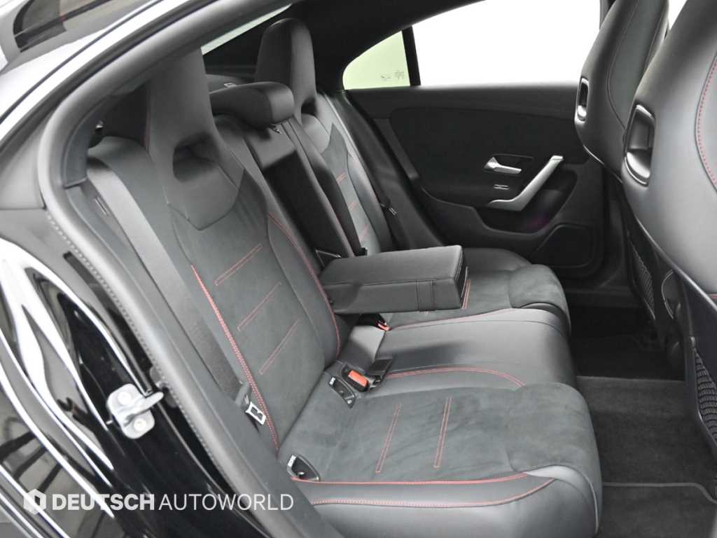Mercedes Benz CLA Class - Vista 12